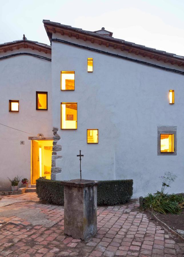 B&B La Rectoria De Sant Miquel De Pineda Sant Felíu de Pallarols Exteriér fotografie